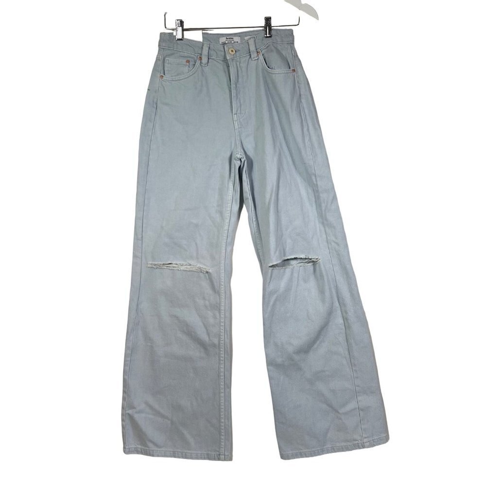𝅺nwt Bershka Wide Leg Jeans Light Wash Denim High Waist Ripped Knees size 6